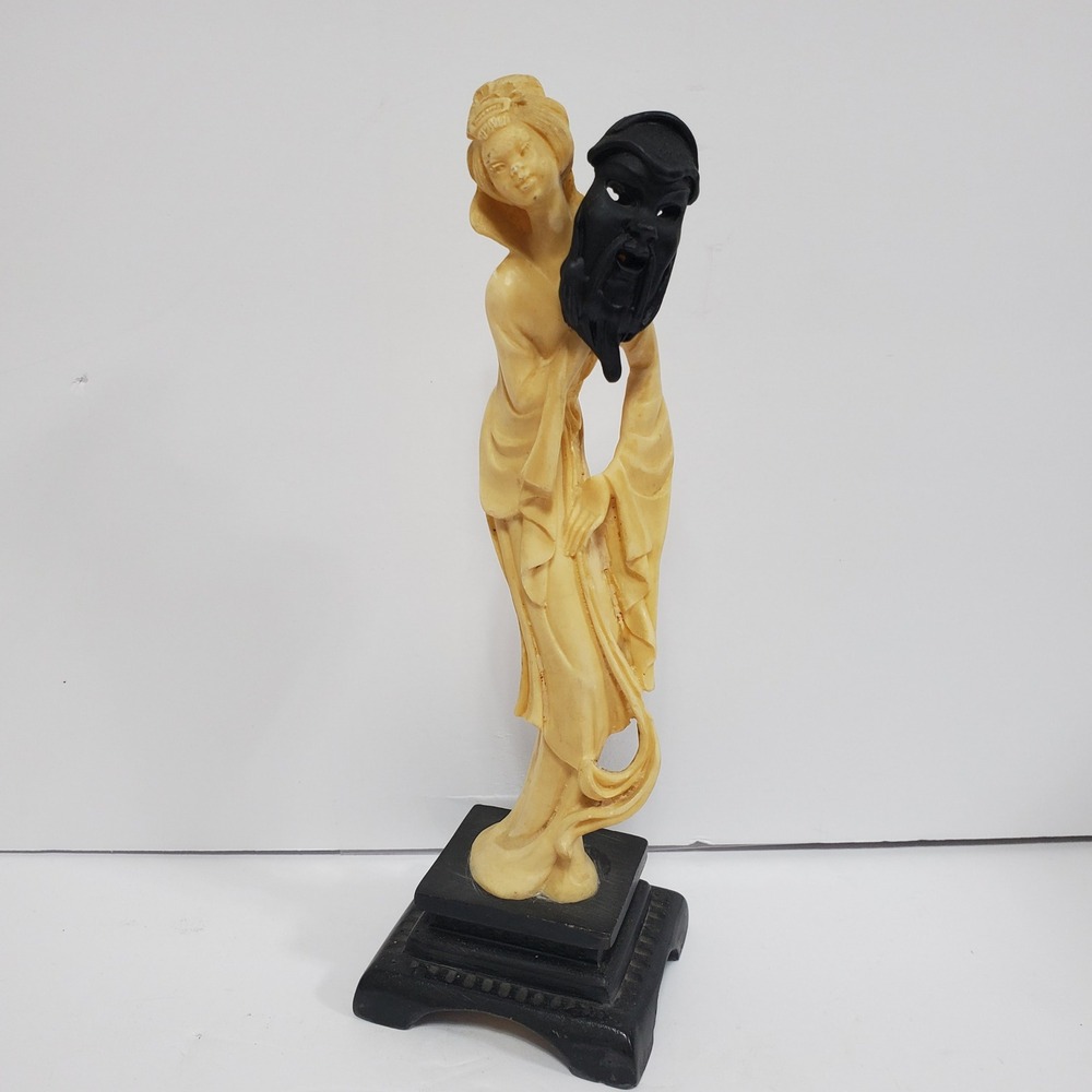 VTg A. Santini Geisha Girl Figurine‎ 9.5 inch Holding Mask Statue Carved Resin